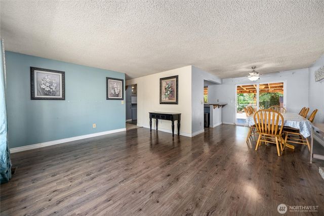 28829 46th Place S, Auburn, WA 98001