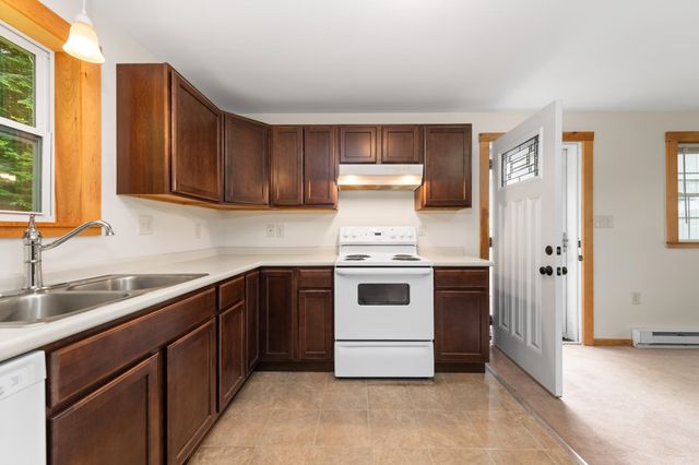 4 Carter Mountain Road, New Hampton, NH 03256