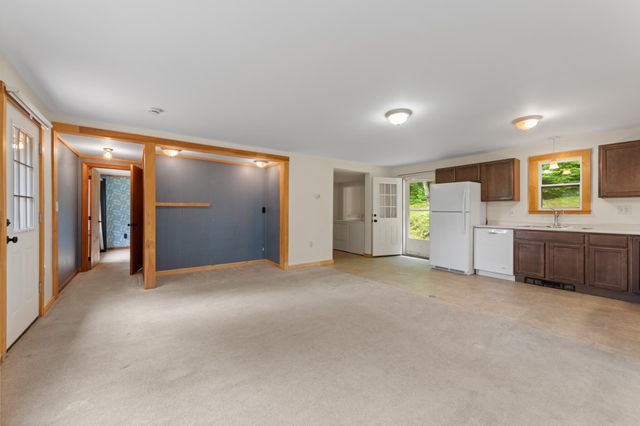 4 Carter Mountain Road, New Hampton, NH 03256