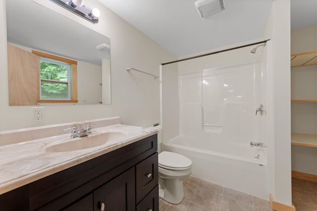 4 Carter Mountain Road, New Hampton, NH 03256