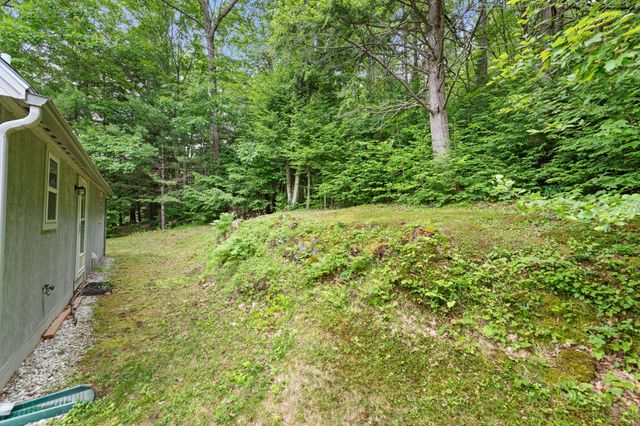 4 Carter Mountain Road, New Hampton, NH 03256