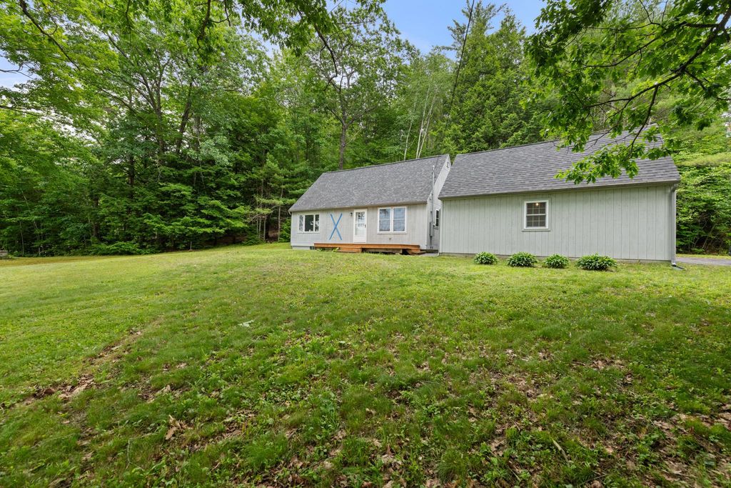4 Carter Mountain Road, New Hampton, NH 03256