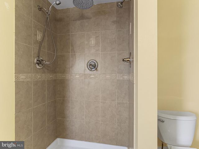 2926 HUNTINGDON AVE, Baltimore, MD 21211