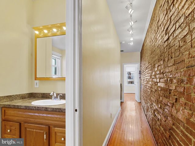 2926 HUNTINGDON AVE, Baltimore, MD 21211