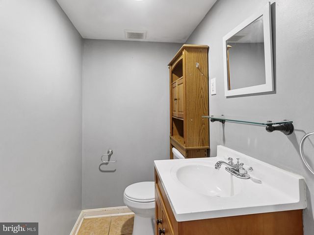 2926 HUNTINGDON AVE, Baltimore, MD 21211