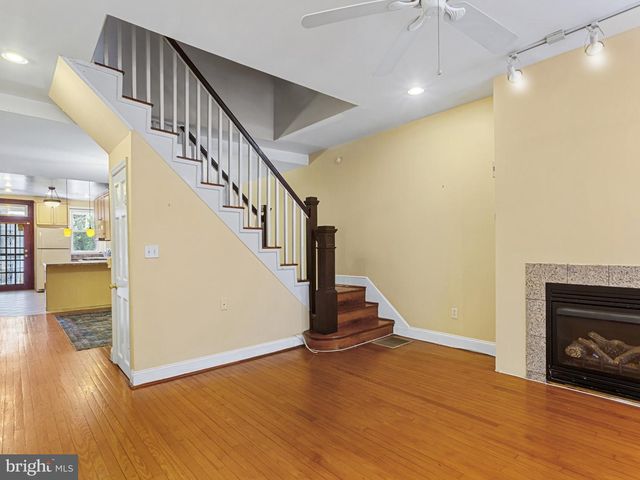 2926 HUNTINGDON AVE, Baltimore, MD 21211