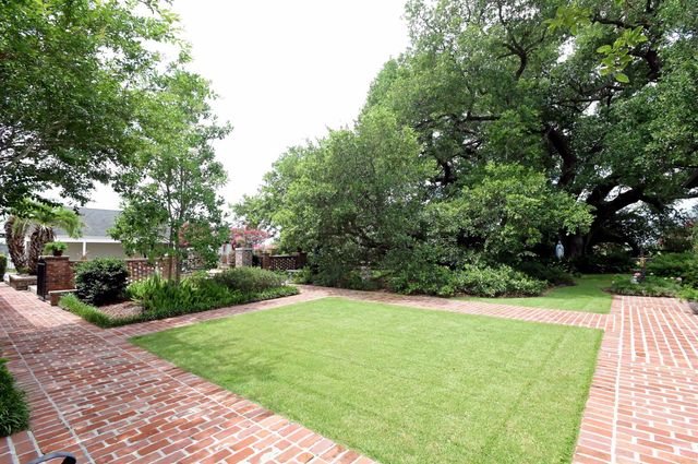 7602 Hwy 1, Lockport, LA 70374