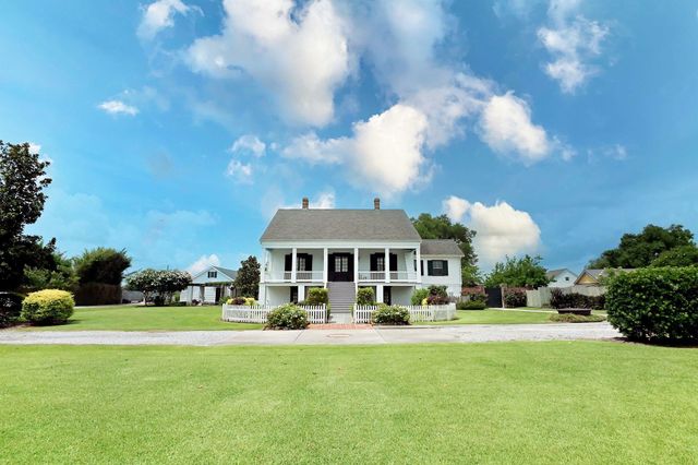 7602 Hwy 1, Lockport, LA 70374