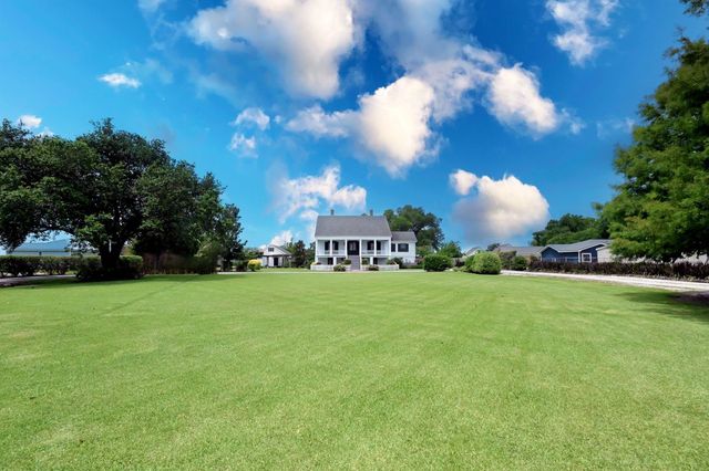 7602 Hwy 1, Lockport, LA 70374