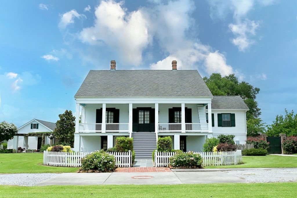 7602 Hwy 1, Lockport, LA 70374