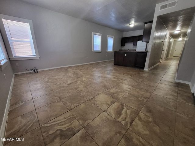 2862 Grant Avenue 1, El Paso, TX 79930