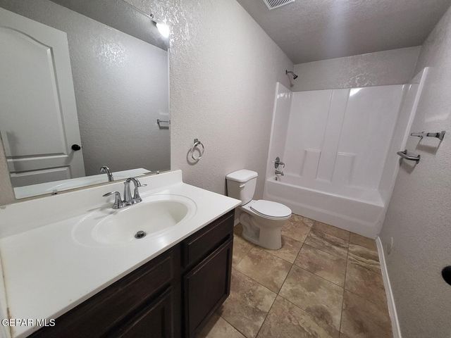 2862 Grant Avenue 1, El Paso, TX 79930