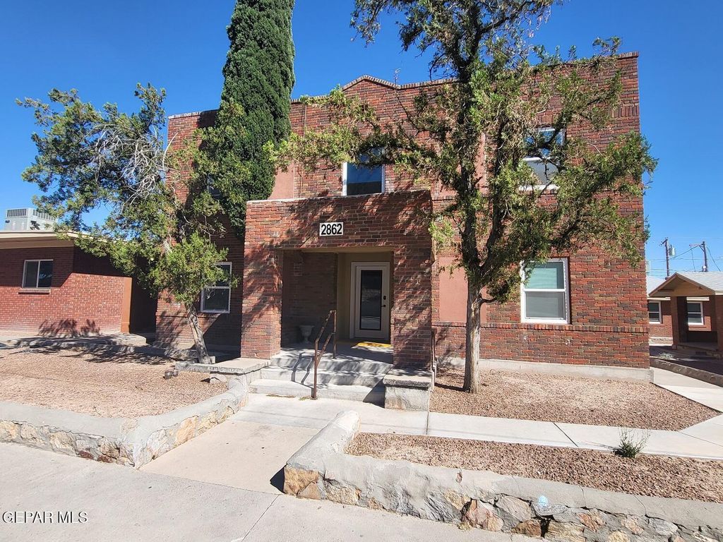 2862 Grant Avenue 1, El Paso, TX 79930