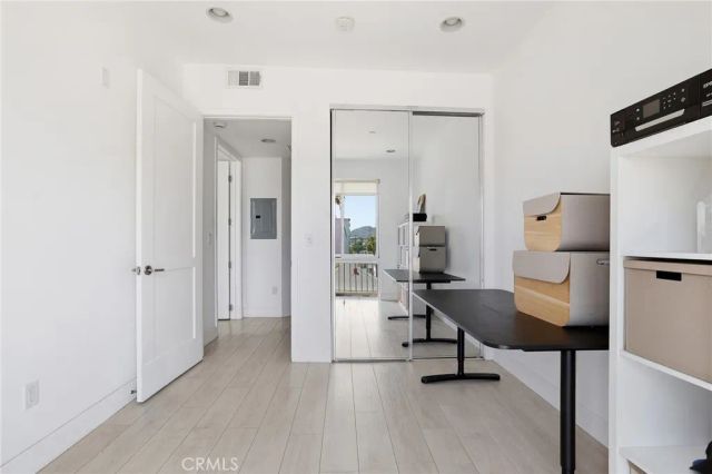 118 S Kenwood Street 407, Glendale, CA 91205