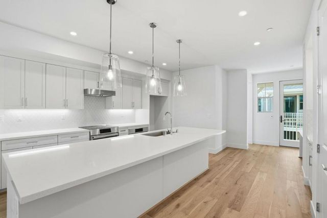 194 Oak Circle, Walnut Creek, CA 94597