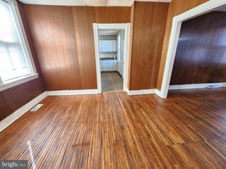 17 CORAL ST, Lancaster, PA 17603