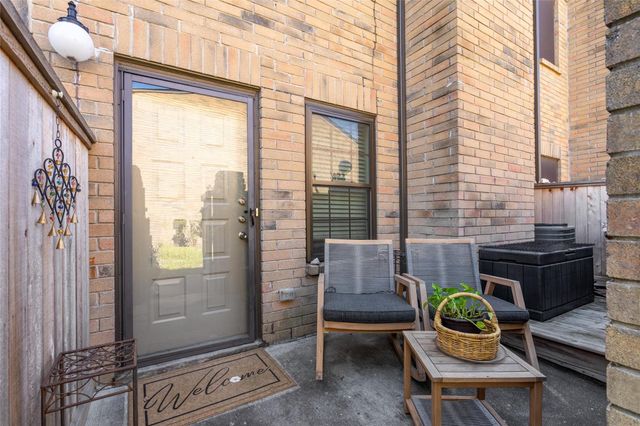 9850 Pagewood Lane 1302, Houston, TX 77042