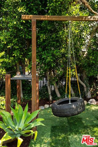 2558 Corralitas Drive, Los Angeles, CA 90039