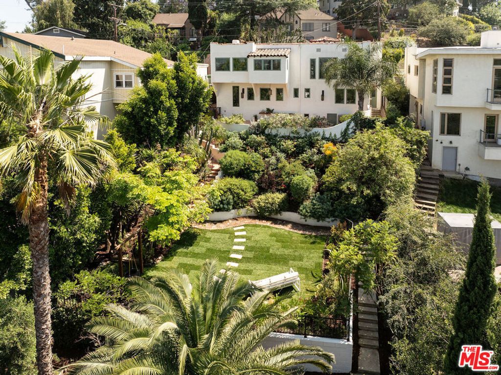 Image 1 of property listing at 2558 Corralitas Drive, Los Angeles, CA 90039