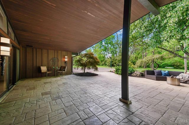 11025 Embassy Drive, Forest Park, OH 45240