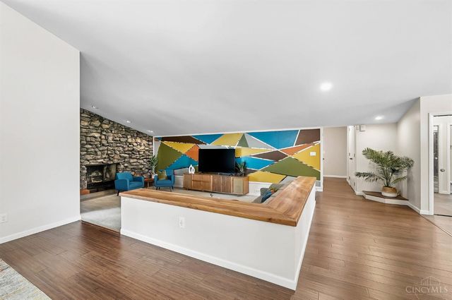 11025 Embassy Drive, Forest Park, OH 45240