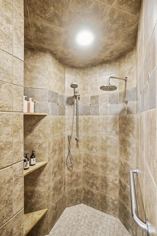 11025 Embassy Drive, Forest Park, OH 45240