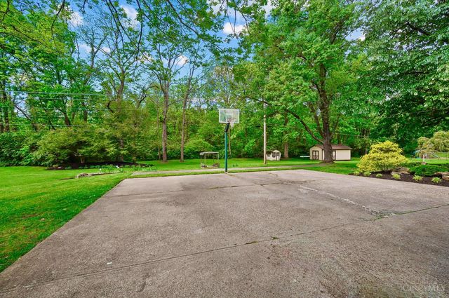 11025 Embassy Drive, Forest Park, OH 45240