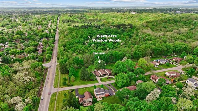 11025 Embassy Drive, Forest Park, OH 45240