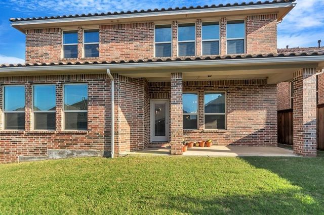 307 Palacio Street, Irving, TX 75039
