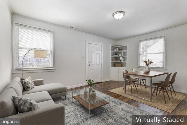 8220 CORNWALL RD, Baltimore, MD 21222