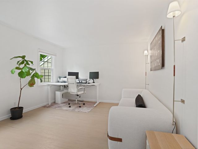 253 New Norwalk Road 5, New Canaan, CT 06840