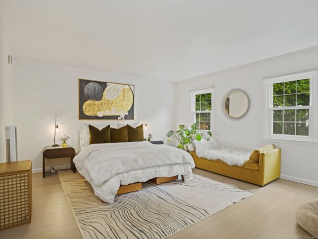 253 New Norwalk Road 5, New Canaan, CT 06840