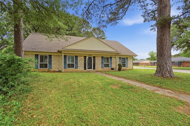 1726 Venetian Circle, Arlington, TX 76013