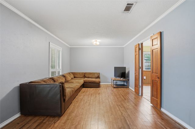 1726 Venetian Circle, Arlington, TX 76013