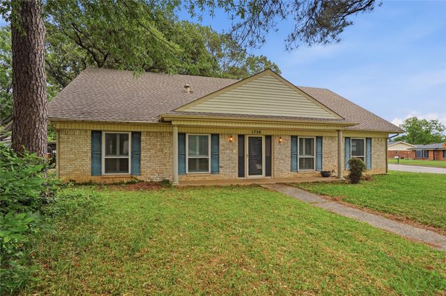1726 Venetian Circle, Arlington, TX 76013