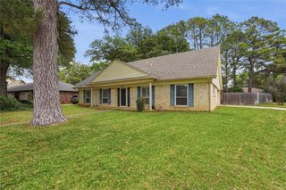1726 Venetian Circle, Arlington, TX 76013