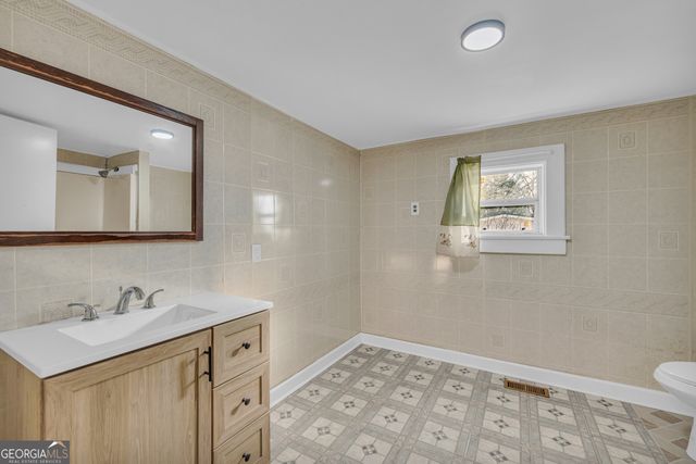 86 Luckie Street, Lavonia, GA 30553