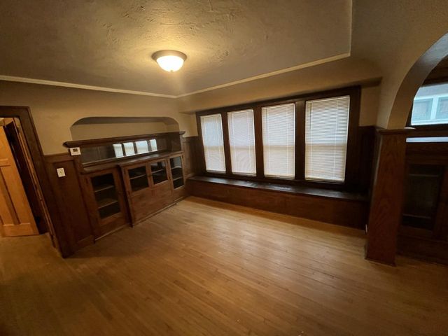 3854 N 19th STREET, Milwaukee, WI 53206