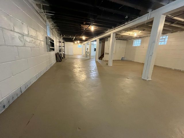 3854 N 19th STREET, Milwaukee, WI 53206