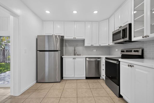 111 Euclid Boulevard, Lantana, FL 33462