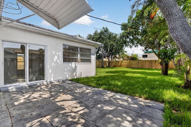 111 Euclid Boulevard, Lantana, FL 33462