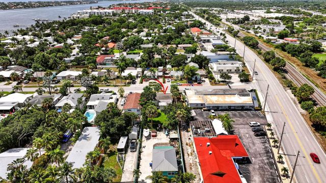 111 Euclid Boulevard, Lantana, FL 33462