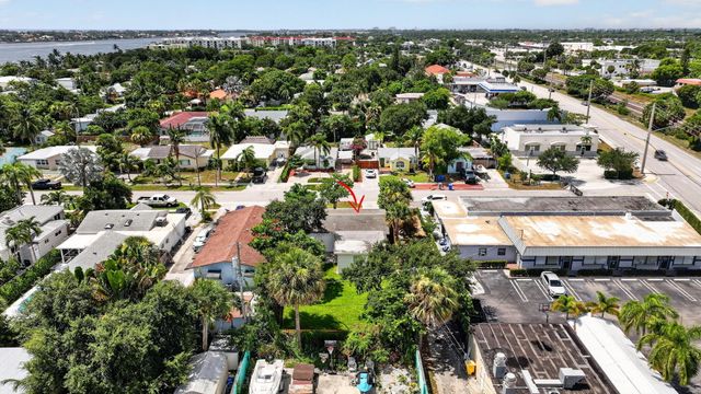 111 Euclid Boulevard, Lantana, FL 33462