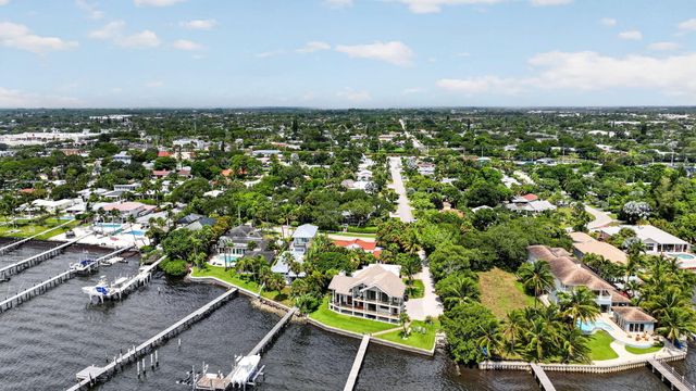 111 Euclid Boulevard, Lantana, FL 33462