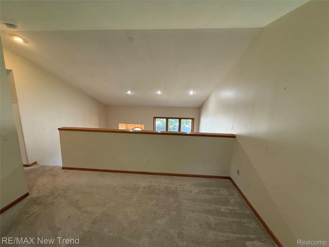 1337 MIDDLEWOOD Drive, Saline, MI 48176