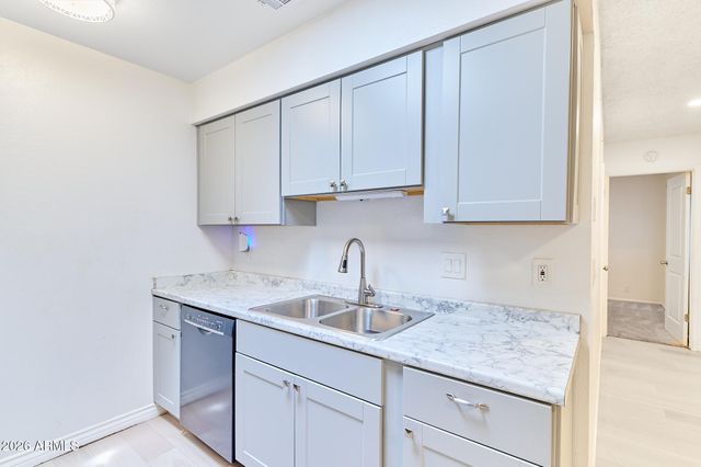 9027 W ELM Street 7, Phoenix, AZ 85037