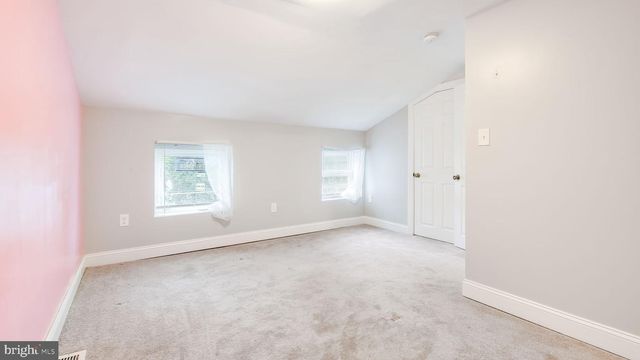 4 3RD ST, Brookhaven, PA 19015