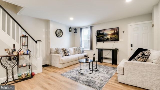 4 3RD ST, Brookhaven, PA 19015