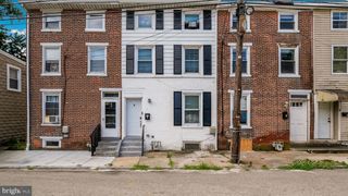 4 3RD ST, Brookhaven, PA 19015