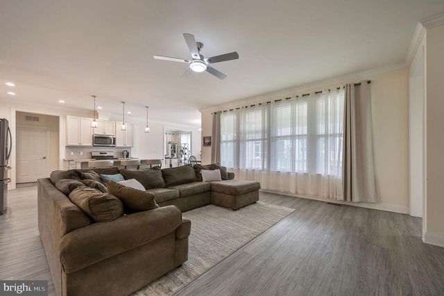 38 LEANDER DR, Dover, DE 19904